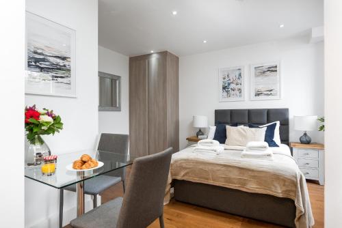 VESTO Queensway - image 3