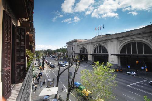 Hostal Orleans - image 12