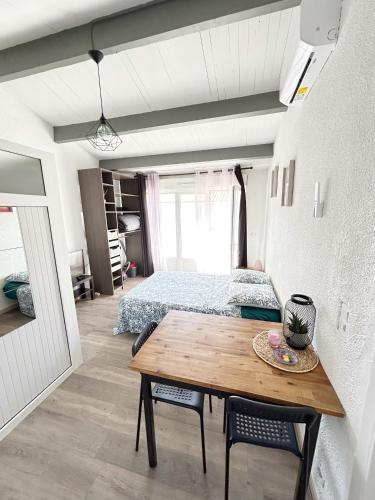 Studio carnon climatisé à 5min à pied de la plage