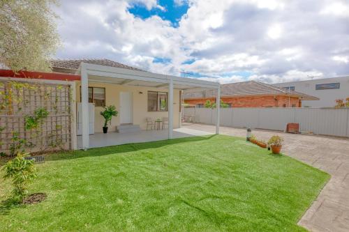 Exterior view, Renovated House in Concord Near Train & Parking in Drummoyne