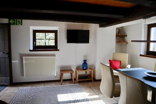 Casa Ylenia Rustic home surrounded by nature in Gerra Verzasca