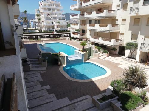 2 bedrooms, 3 beds