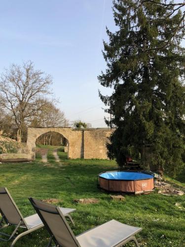 Manoir de Pimelles-Bourgogne-Chablis-2h15 Paris in Tanlay