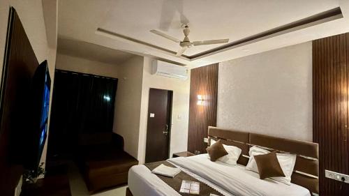 1 queen bed
