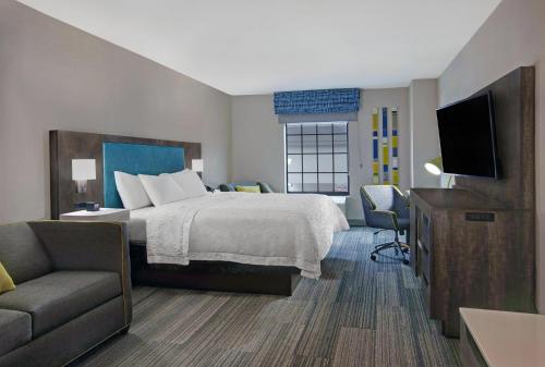 Hampton Inn Westfield - image 33
