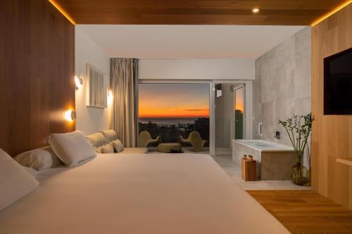 room detail thumbnail 1