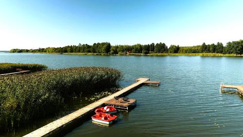 Makosieje Resort-20m od brzegu,prywatna plaza,wi-fi ,widok na jezioro - Krzywe