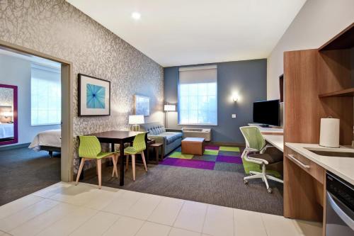 Home2 Suites By Hilton Jekyll Island - image 26