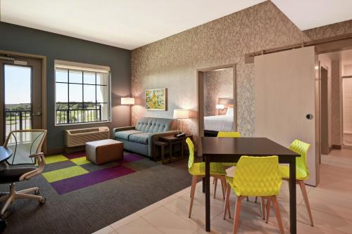 Home2 Suites By Hilton Jekyll Island - image 31
