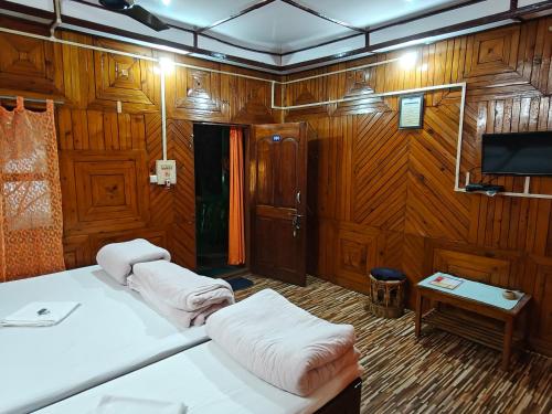 Orchid Resort in Lataguri