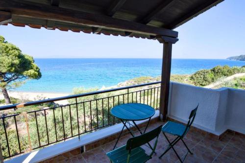 Fava's Villa on the Rocks - Karydi Beach
