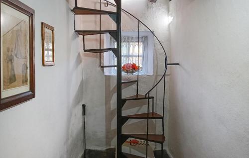 A szálláshely kívülről, Coldolmo in Adatti