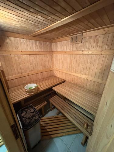 Sauna, Rychwałd - Full House! (Rychwald - Full House!) in Rychwald