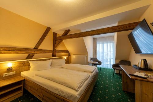 1 queen bed