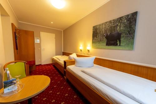 2 twin beds
