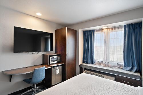 Garner Hotel Gonzales by IHG Room Type - Standard Queen Room