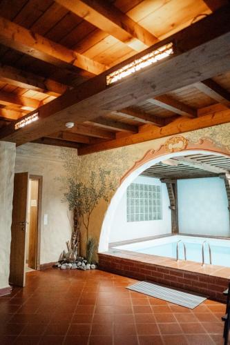 Pension Singer – Birgitz, IL
