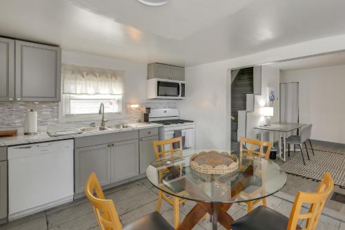 Work, Relax & Explore The 'Burgh! McKeesport Home in West Mifflin (PA)