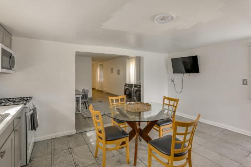 Work, Relax & Explore The 'Burgh! McKeesport Home in West Mifflin (PA)