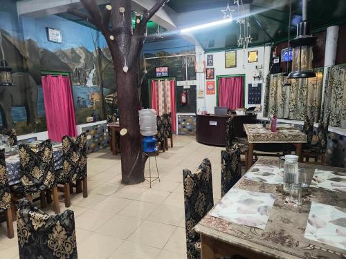 Restaurant, Orchid Resort in Lataguri