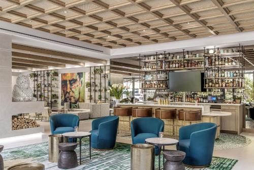 大堂, 德拉海灘雷酒店-希爾頓格芮精選 (The Ray Hotel Delray Beach, Curio Collection by Hilton) in 德爾雷海灘