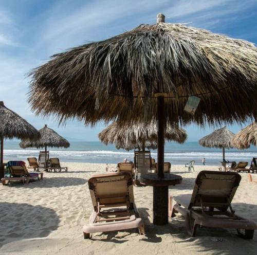 Luxury Beachfront Condo in Ruiz