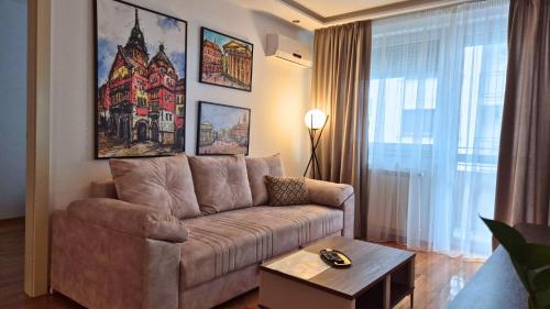 Su Inn apartman - Center with FREE private garage