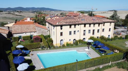 Басейн, Residence Giuly Rosselmini in Санта Лус