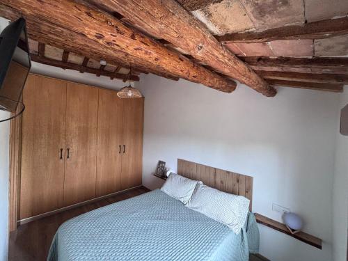 Guestroom, Masia La Santjau in Els Muntells