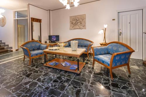 Vestíbulo, Hotel Villa Margherita in Limone sul Garda