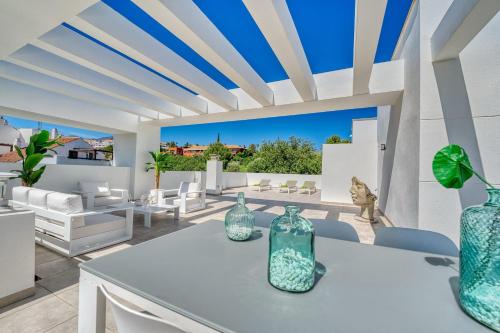 3019 Penthouse Finca Cortesin – khách sạn tại Bahia de Casares