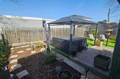 Maison avec jardin spa proche lac Cazaux