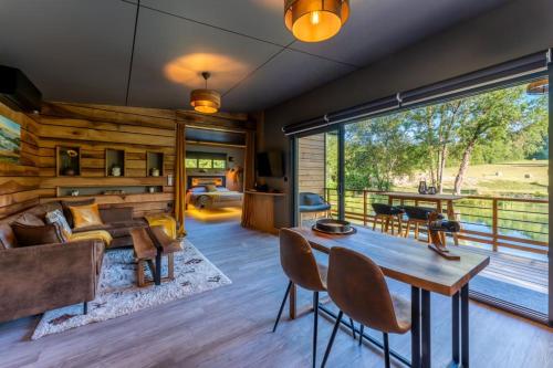 LACabane Lodge Nature in Montazeau
