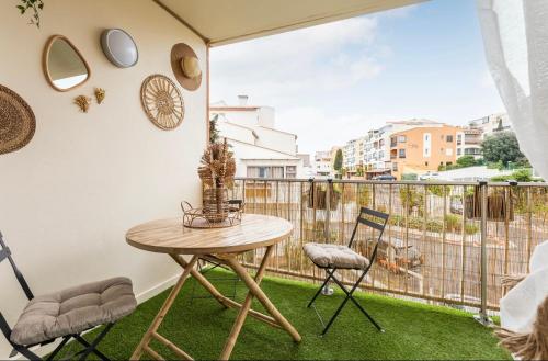 Studio La perle clim balcon parking privé