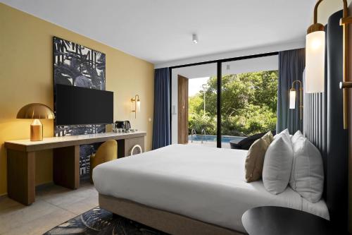 hotel photo