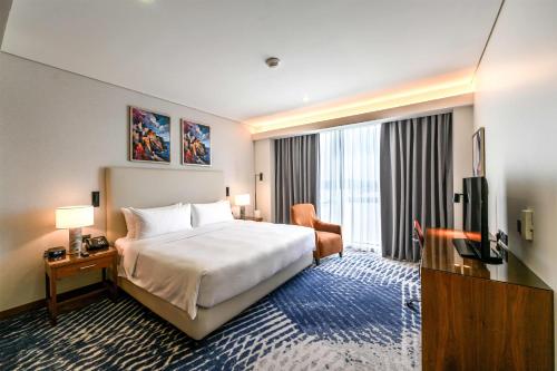 DoubleTree by Hilton Jeddah Al Andalus Mall Room Type - One-Bedroom King Suite with City View