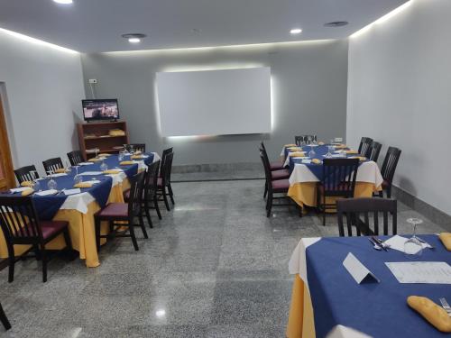 Krogs/atpūtas telpa, Hotel Restaurante Peñarroya (Hotel Restaurante Penarroya) in Argamasilla De Alba