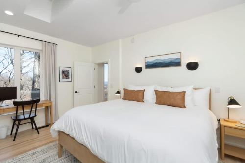 Prime Location 5 Min to National Park & Wineries - image 10