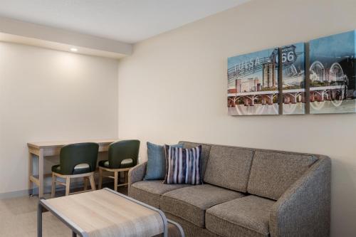 Hyatt Place Tulsa South Medical District - image 41