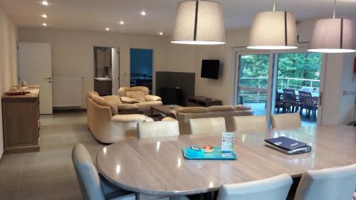 Chalet Jarte – khách sạn tại Barvaux-Sur-Ourthe