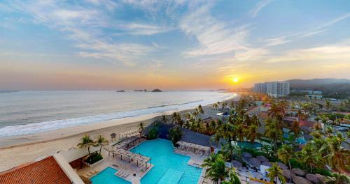 Vistas, Park Royal Beach Ixtapa - All Inclusive in Ixtapa Waterfront