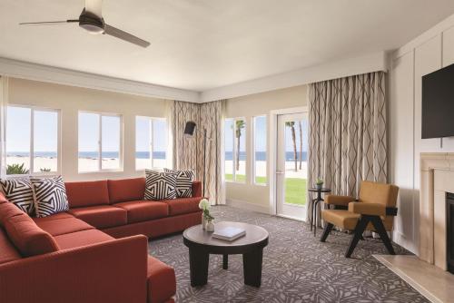 Embassy Suites Mandalay Beach - Hotel & Resort - image 20