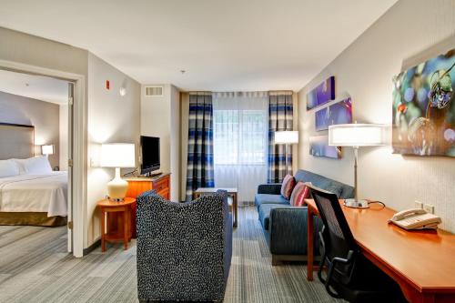 Homewood Suites by Hilton Stratford - image 17