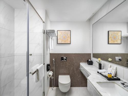 Wirgan Al Noor, Tapestry Collection by Hilton Room Type - Twin Room