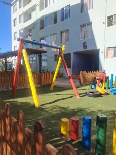 Cómodo depto en condominio con piscina y parking (Comodo depto en condominio con piscina y parking) in 拉欽巴