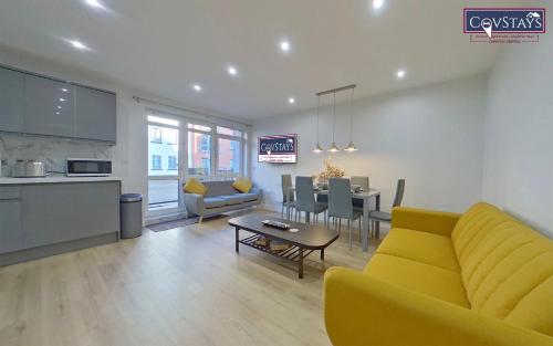 Beauchamp House - 2-bed apartment in Coventry City Centre, Free Parking, by COVSTAYS