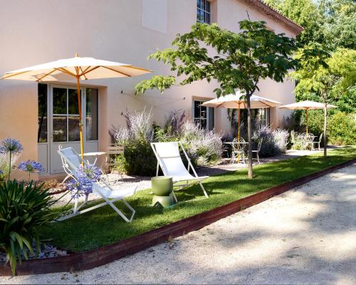 Facilities, Chateau de la Piscine - Appartements dans le Mas au coeur d'un grand parc arbore in Les Cevennes