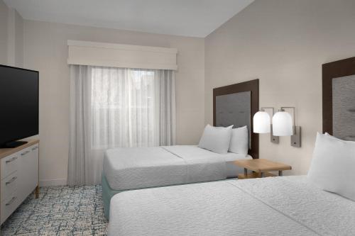 2 bedrooms, 4 beds