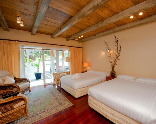 Seaport Village in Bay of Islands