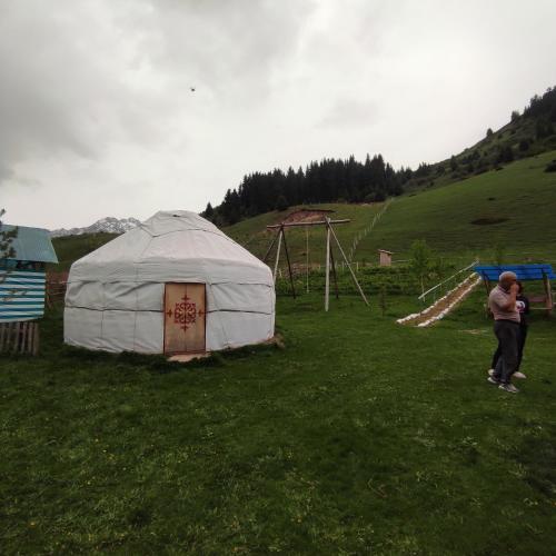 Bordu Yurt Camp in Kirpichny